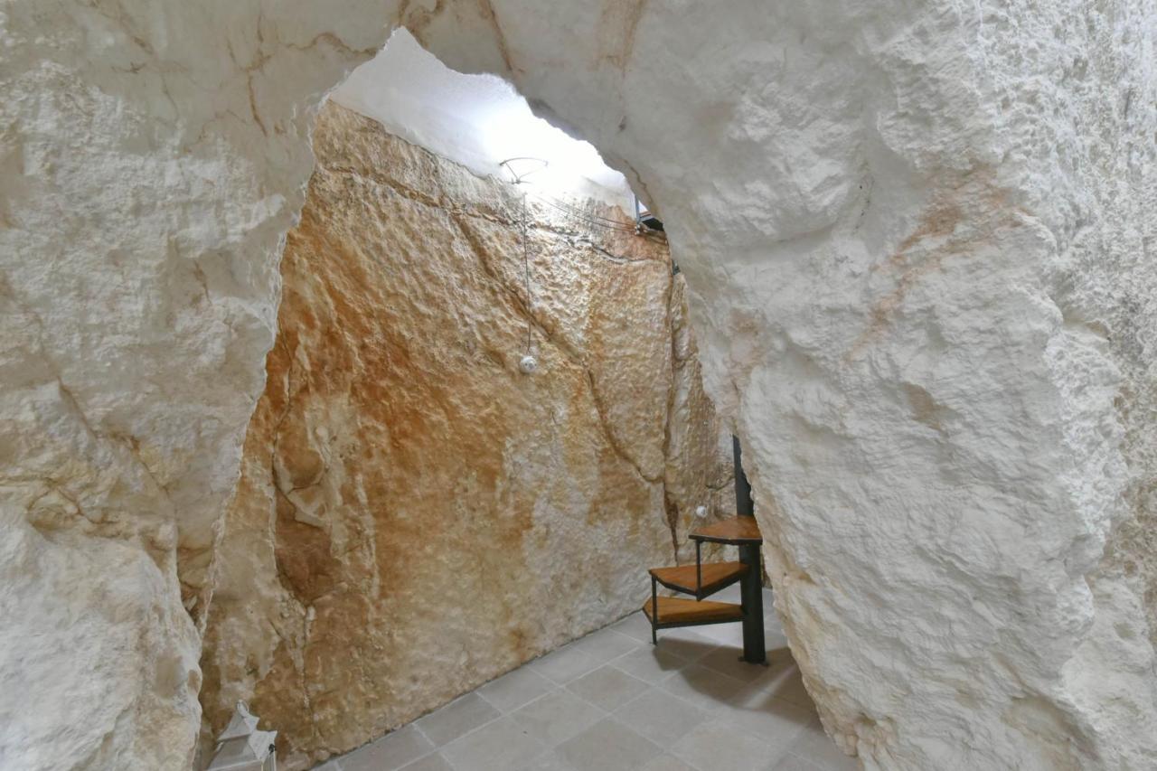Апартаменты Grotta Antigone - 3Min Dal Centro Storico Остуни Экстерьер фото